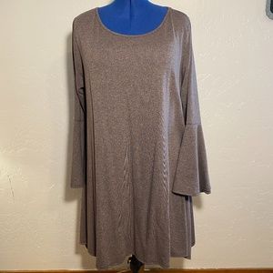 NWOT- Style Up bell sleeve blouse, size 2X
